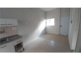 https://www.gallito.com.uy/casita-impecable-fte-al-disco-patio-peq-y-sotano-inmuebles-25338384