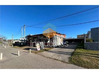 https://www.gallito.com.uy/vendo-terreno-en-maldonado-con-mejoras-en-18-de-julio-inmuebles-25787123