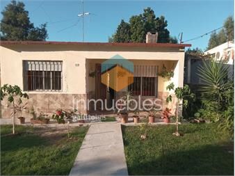 https://www.gallito.com.uy/dueño-vende-2-casas-en-pusin-comision5-dormitorios-2-bañ-inmuebles-27080351