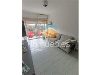 https://www.gallito.com.uy/moderno-apartamento-con-terraza-en-edificio-con-piscina-y-ba-inmuebles-27143804