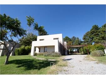 https://www.gallito.com.uy/alquiler-casa-viñedos-tahona-amplio-jardin-3-dormservicio-inmuebles-27267007