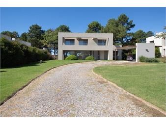 https://www.gallito.com.uy/alquiler-casa-viñedos-tahona-3-dormitoriosserv-inmuebles-27267026