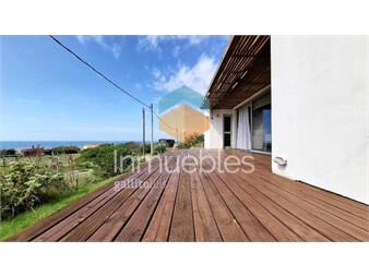 https://www.gallito.com.uy/dueño-vende-hermosa-casa-en-la-playa-de-arachania-inmuebles-27283632