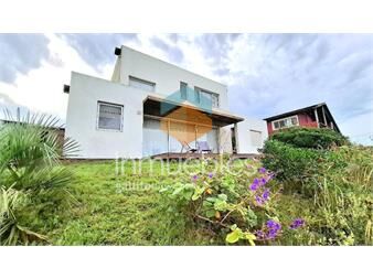 https://www.gallito.com.uy/dueño-vende-hermosa-casa-en-la-playa-de-arachania-inmuebles-27283632