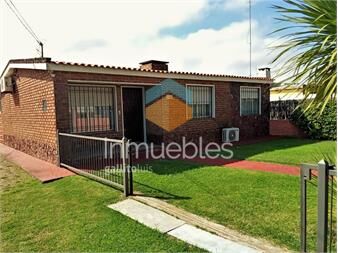 https://www.gallito.com.uy/se-alquila-casa-con-jardin-patio-con-parrillero-y-excelente-inmuebles-27288941
