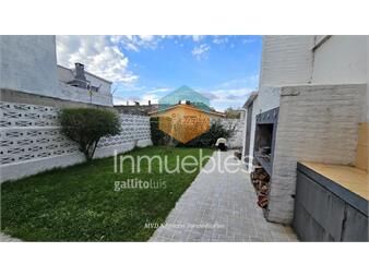https://www.gallito.com.uy/casa-en-malvin-sur-con-jardin-y-fondo-verde-inmuebles-27379734