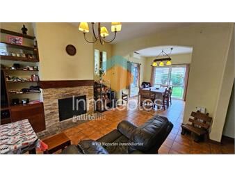 https://www.gallito.com.uy/casa-en-malvin-con-jardin-y-fondo-inmuebles-27384042