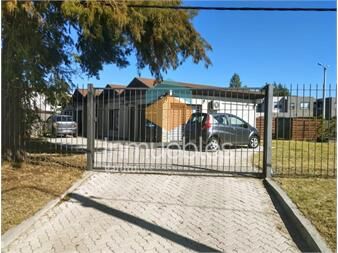 https://www.gallito.com.uy/casa-en-ph-con-otra-lindera-prox-shopping-costa-urbana-inmuebles-27143165