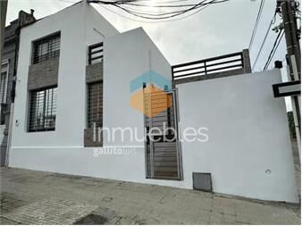 https://www.gallito.com.uy/preciosa-casa-2-plantas-3-dorm-2-cochera-la-blanqueada-inmuebles-27453661