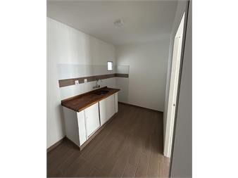 https://www.gallito.com.uy/se-alquila-apto-1-dormitorio-1-baño-palermo-calle-durazno-inmuebles-27453903