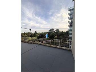 https://www.gallito.com.uy/increible-apartamento-en-punta-carreras-vista-al-golf-inmuebles-27509820