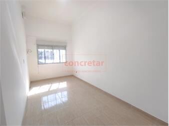 https://www.gallito.com.uy/impecable-a-pasos-de-avenida-dos-dormitorios-patio-inmuebles-27510503