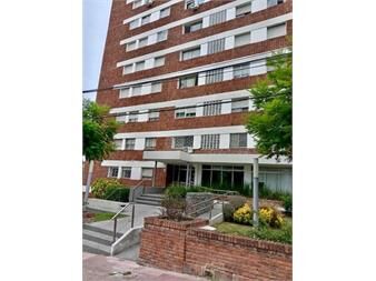 https://www.gallito.com.uy/se-alquila-apartamento-reciclado-de-2-dormitorios-en-malvin-inmuebles-27565275