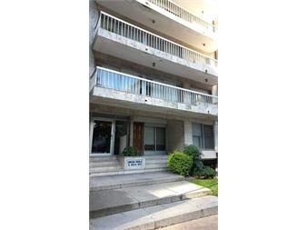 https://www.gallito.com.uy/oportunidad-bajo-de-precio-pocitos-3-dorm-al-frente-inmuebles-27569028