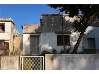 https://www.gallito.com.uy/venta-casa-antigua-buceo-a-reciclar-sobre-avenida-inmuebles-27569249