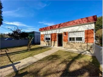 https://www.gallito.com.uy/alquiler-impecable-casa-de-2-dormitorios-en-malvin-norte-inmuebles-27581742