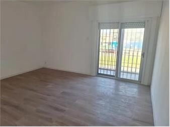 https://www.gallito.com.uy/alquiler-hermoso-apto-tipo-casa-2-dorm-garaje-malvin-inmuebles-27582332