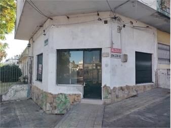 https://www.gallito.com.uy/alquiler-local-en-av-burgues-inmuebles-27590041