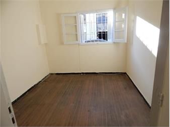 https://www.gallito.com.uy/se-alquila-tipo-casa-3-dorm-1-baño-patio-av-uruguay-inmuebles-25830908