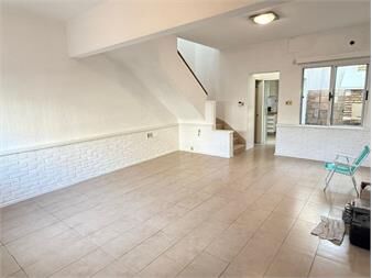 https://www.gallito.com.uy/casa-independiente-a-metros-de-blvr-artigas-inmuebles-27616181