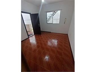 https://www.gallito.com.uy/apto-planta-baja-en-requena-y-coquimbo-a-5-de-br-artigas-inmuebles-27638546