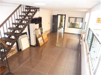 https://www.gallito.com.uy/musto-vende-casa-independiente-sobre-jose-l-terra-inmuebles-27638547