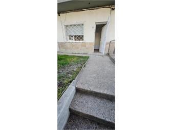 https://www.gallito.com.uy/se-alquila-excelente-casa-ph-a-pasos-de-gral-flores-inmuebles-27642189
