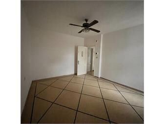 https://www.gallito.com.uy/se-alquila-apartamento-2-dorm-con-balcon-inmuebles-27602972