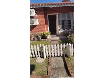 https://www.gallito.com.uy/venta-hermossa-casa-3-dormitorios-complejo-en-prado-inmuebles-27657834