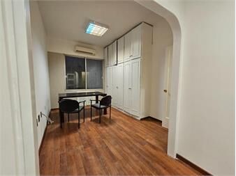 https://www.gallito.com.uy/alquiler-de-oficina-en-ciudad-vieja-inmuebles-27657940
