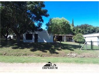 https://www.gallito.com.uy/venta-de-casa-en-costa-azul-inmuebles-27670122