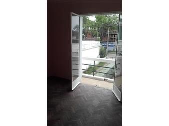 https://www.gallito.com.uy/lindo-apto-con-terraza-en-buena-zona-inmuebles-27670404