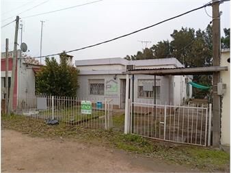 https://www.gallito.com.uy/vende-casa-en-totoral-del-sauce-inmuebles-27674077