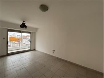 https://www.gallito.com.uy/en-rambla-de-malvin-1-dorm-contrafrente-inmuebles-27674446