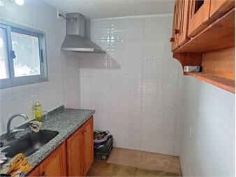 https://web5.gallito.com.uy/colon-2-dormitorios-casa-de-alto-entrada-vehicular-inmuebles-27675391