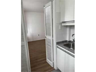 https://www.gallito.com.uy/alquilo-apto-todo-reciclado-cordon-sur-inmuebles-27679604