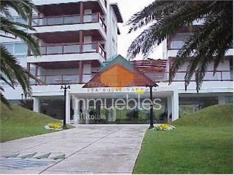 https://www.gallito.com.uy/apartamento-en-brava-3-dormitorios-inmuebles-18953401