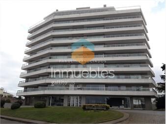 https://www.gallito.com.uy/apartamento-a-metros-de-playa-brava-inmuebles-18264843
