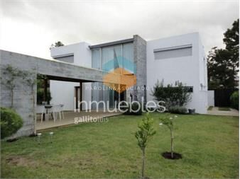 https://www.gallito.com.uy/casa-de-5-dormitorios-en-mansa-punta-del-este-inmuebles-17825128