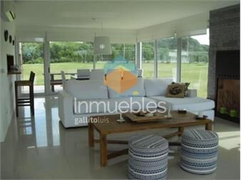 https://www.gallito.com.uy/excelente-casa-en-complejo-con-todos-los-servicios-y-seguri-inmuebles-20107716