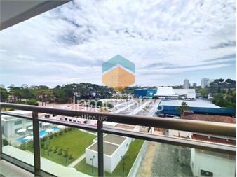 https://www.gallito.com.uy/apartamento-cerca-de-av-roosevelt-en-muy-buen-edificio-inmuebles-22909277