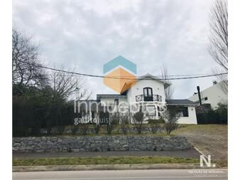 https://www.gallito.com.uy/casa-en-cantegril-punta-del-este-inmuebles-25035307