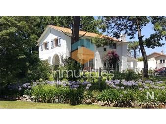 https://www.gallito.com.uy/excelente-casa-de-dos-plantas-reciclada-en-zona-comercial-inmuebles-25034699
