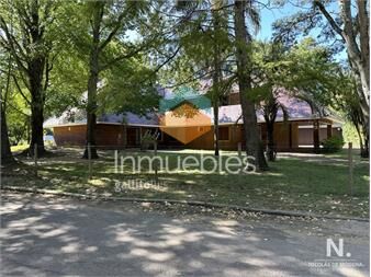 https://www.gallito.com.uy/venta-casa-en-solanas-punta-ballena-8-dormitorios-inmuebles-25221314