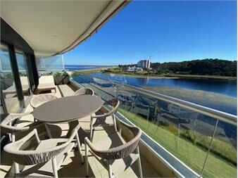 https://www.gallito.com.uy/penthouse-con-excelente-terraza-y-vista-consulte-inmuebles-22909414