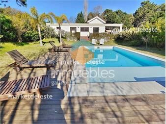 https://www.gallito.com.uy/casa-en-playa-brava-inmuebles-25373500