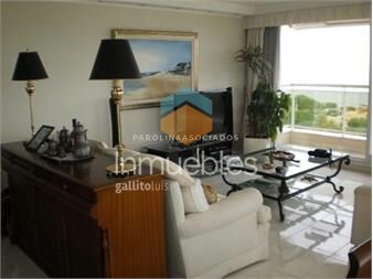 https://www.gallito.com.uy/departamento-de-3-dormitorios-en-coral-tower-mansa-punta-inmuebles-16906521