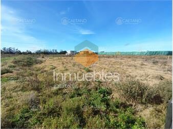 https://www.gallito.com.uy/venta-terreno-camino-eguzquiza-la-barra-punta-del-este-inmuebles-24053137