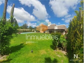 https://www.gallito.com.uy/casa-en-punta-del-este-pinares-inmuebles-25034562