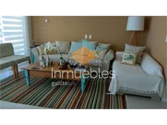 https://www.gallito.com.uy/apartamento-de-3-dormitorios-en-venta-ocean-drive-punta-d-inmuebles-17825176